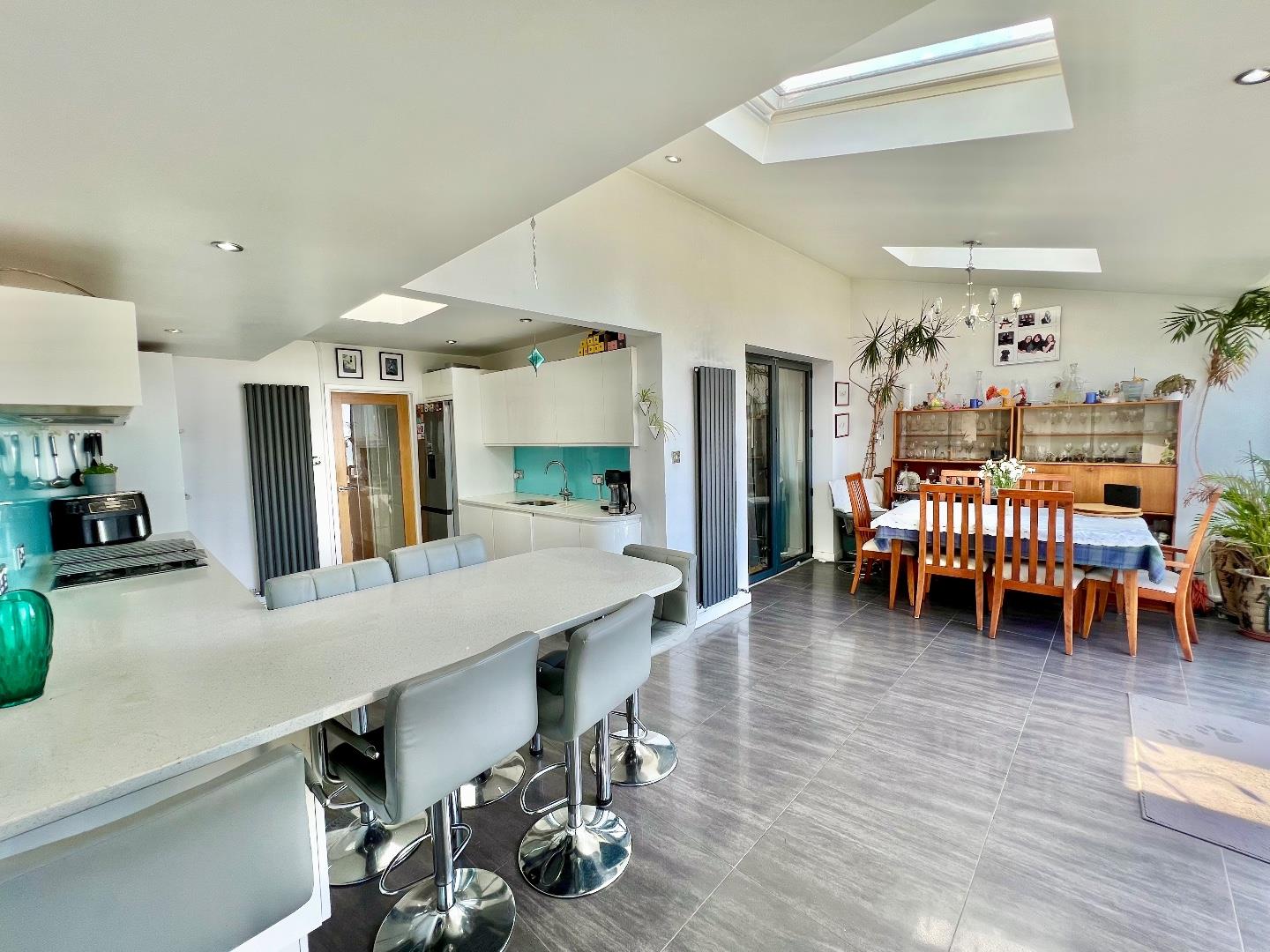 Marine Drive, Ogmore-By-Sea, Vale of Glamorgan, CF32 0PJ